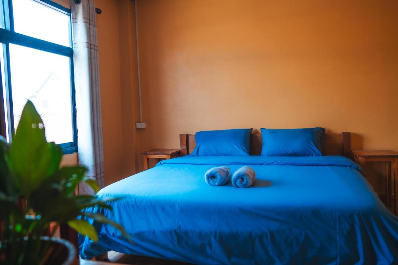 Vang Vieng Sunset Guesthouse & Restaurant ภายนอก รูปภาพ